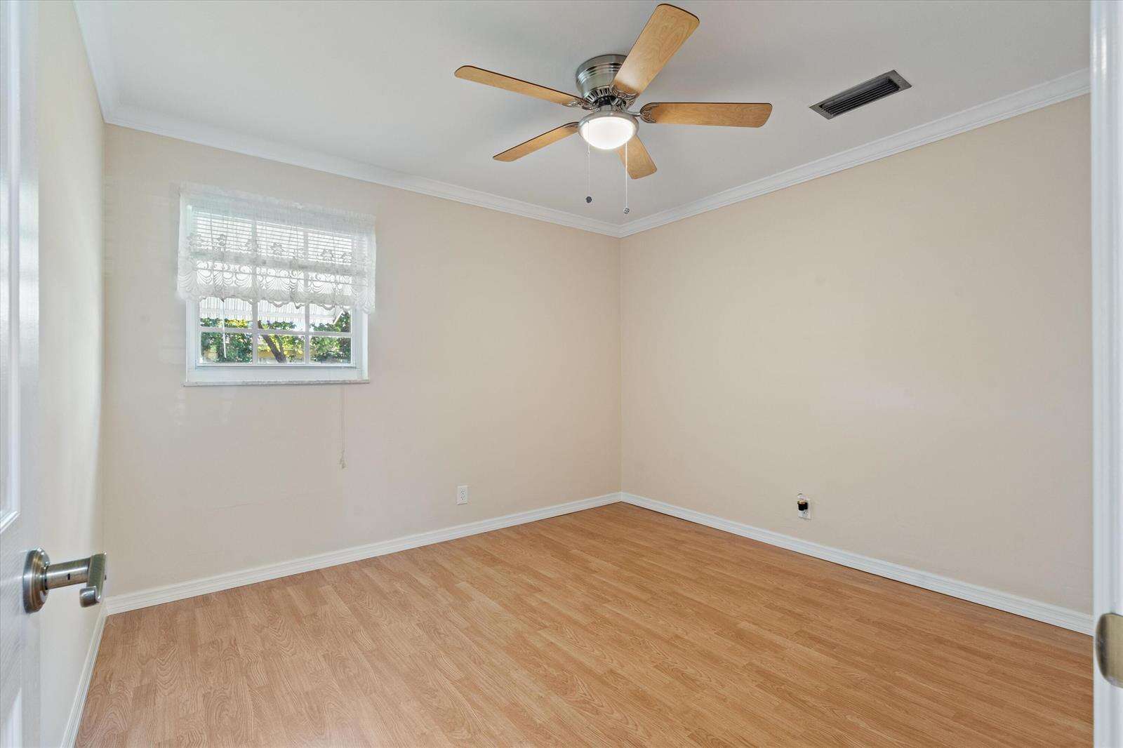 2107 15th, Hollywood, FL 33020 - For Sale photo 17