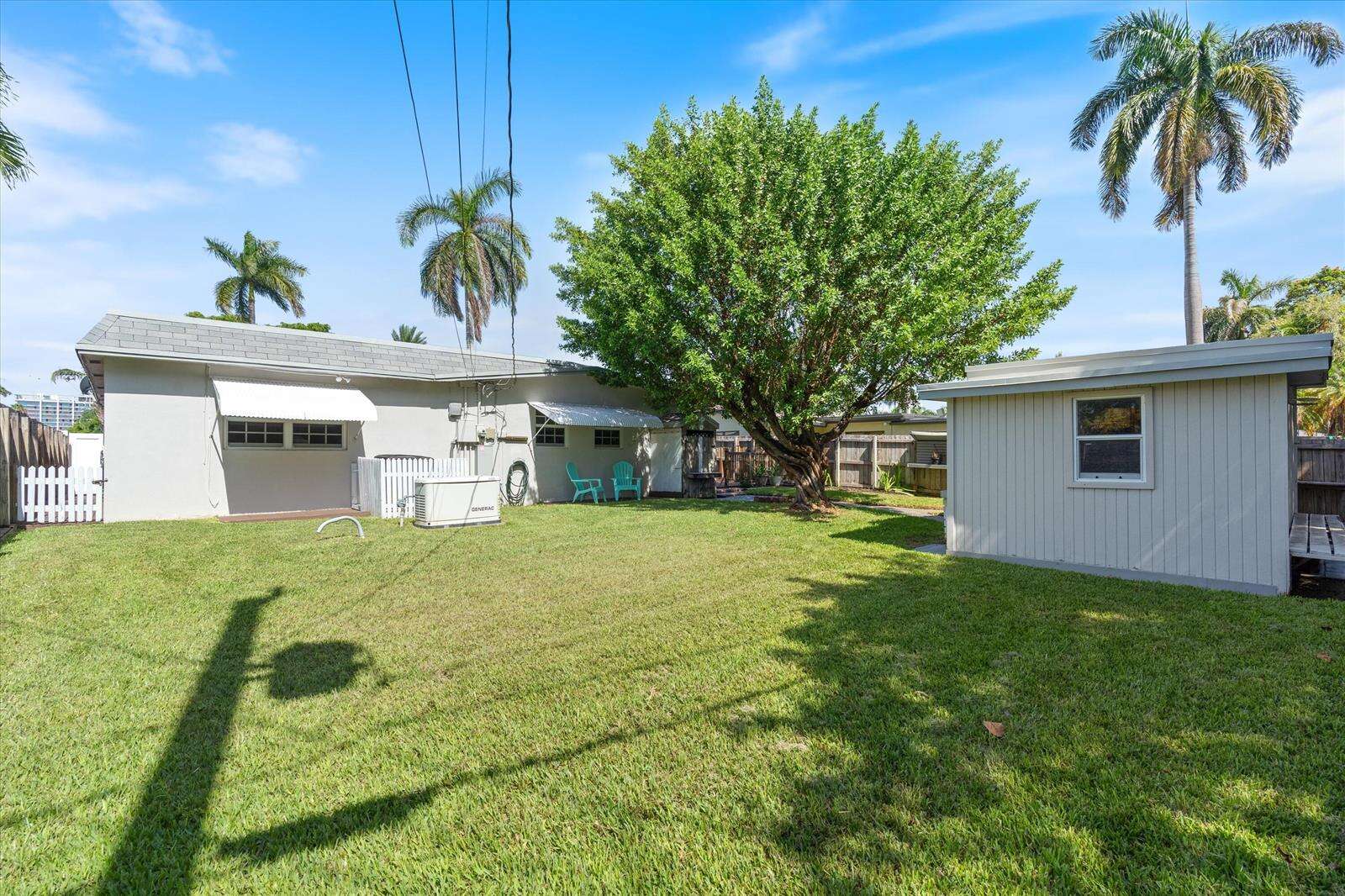 2107 15th, Hollywood, FL 33020 - For Sale photo 33