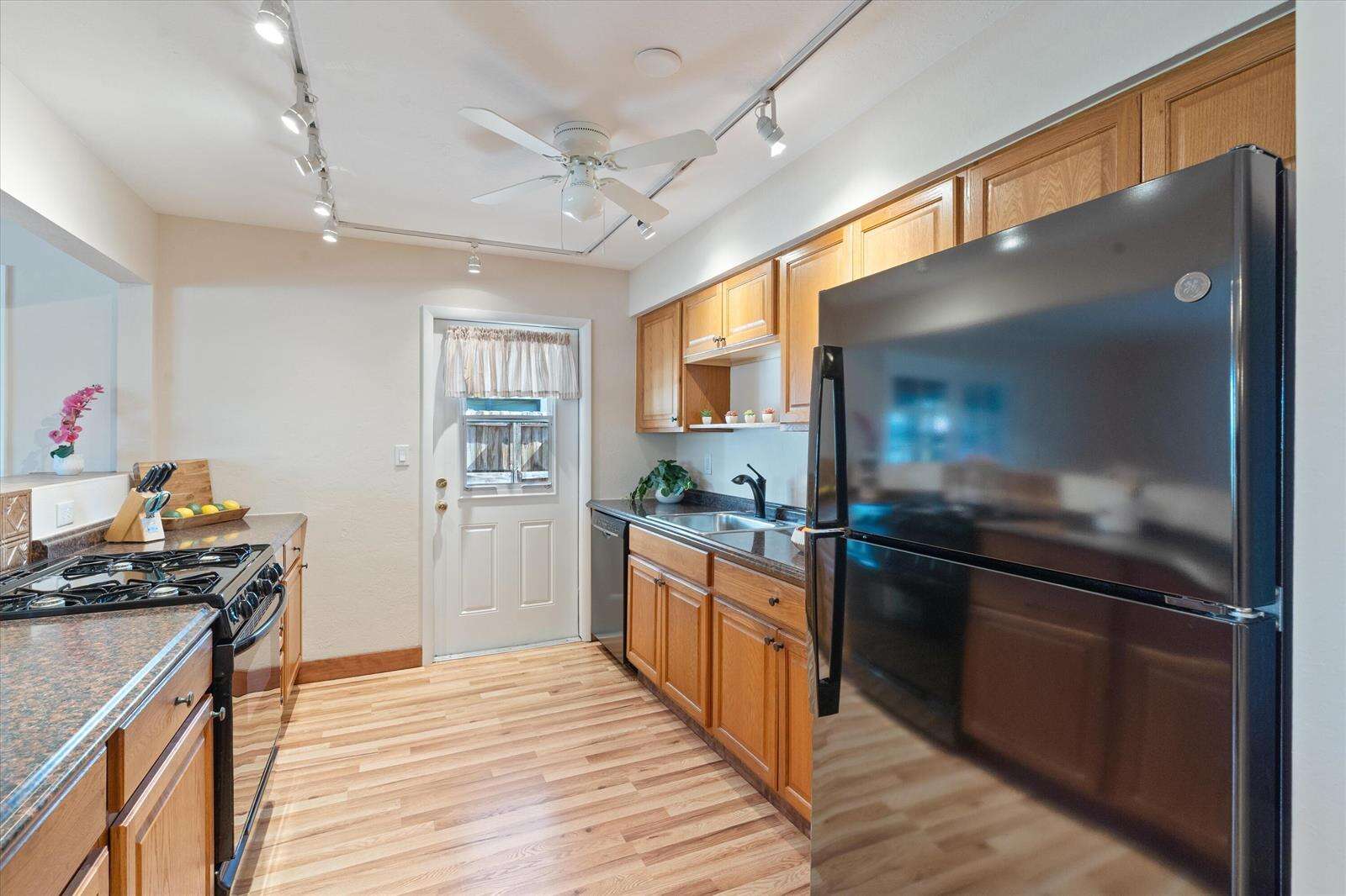 2107 15th, Hollywood, FL 33020 - For Sale photo 10
