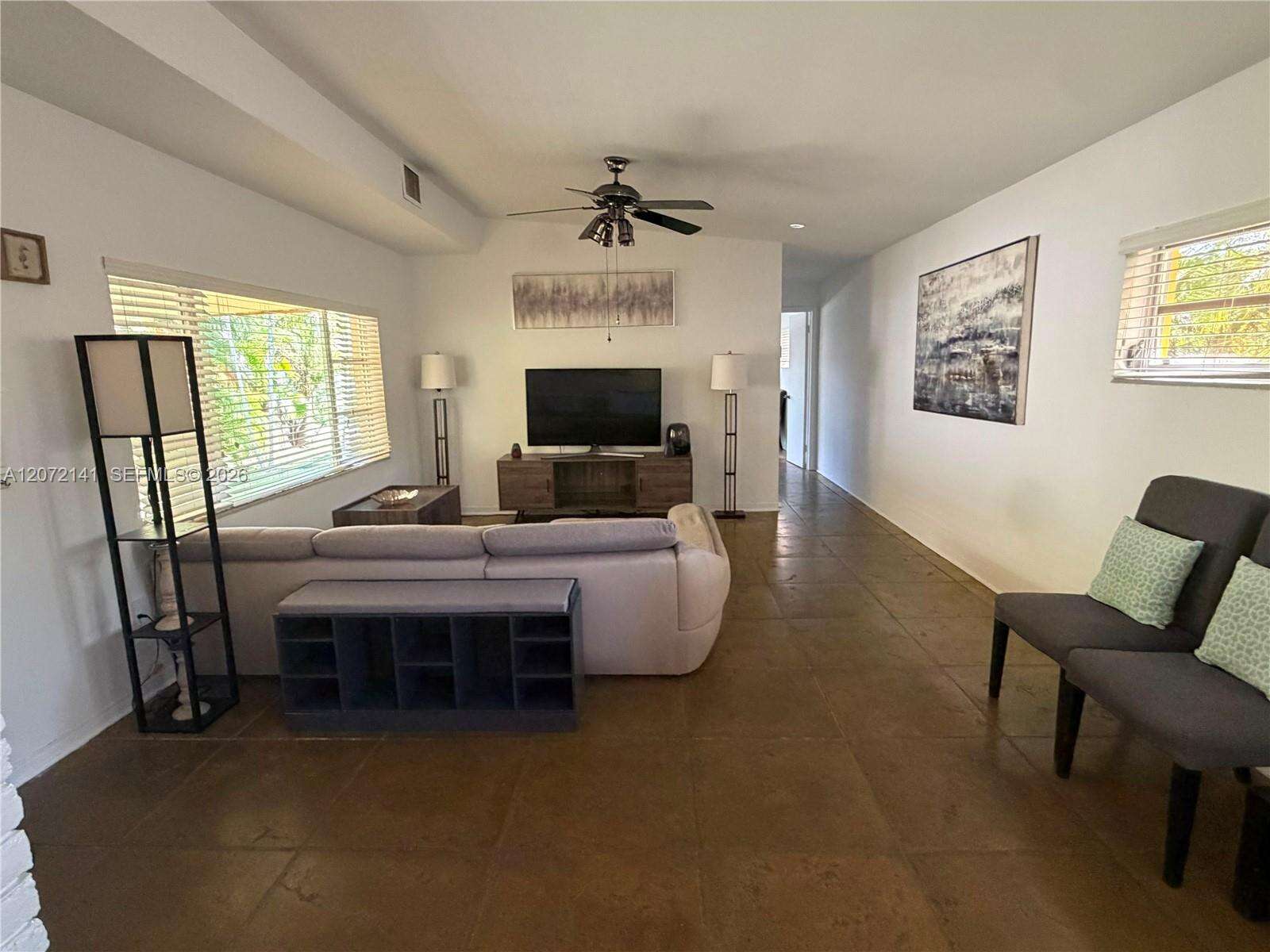 935 Polk St, Hollywood, FL 33019 - For Sale photo 10