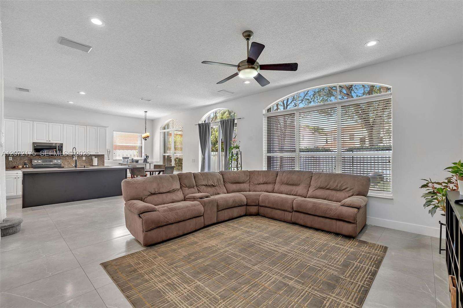 7654 21st Dr, Pembroke Pines, FL 33024 - For Sale photo 14