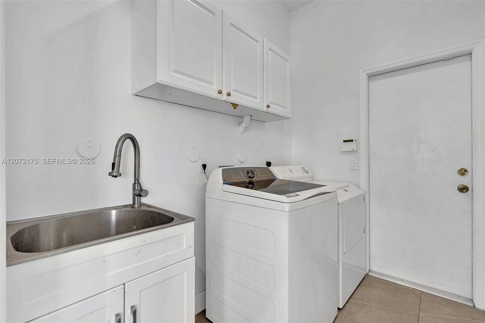 7654 21st Dr, Pembroke Pines, FL 33024 - For Sale photo 16