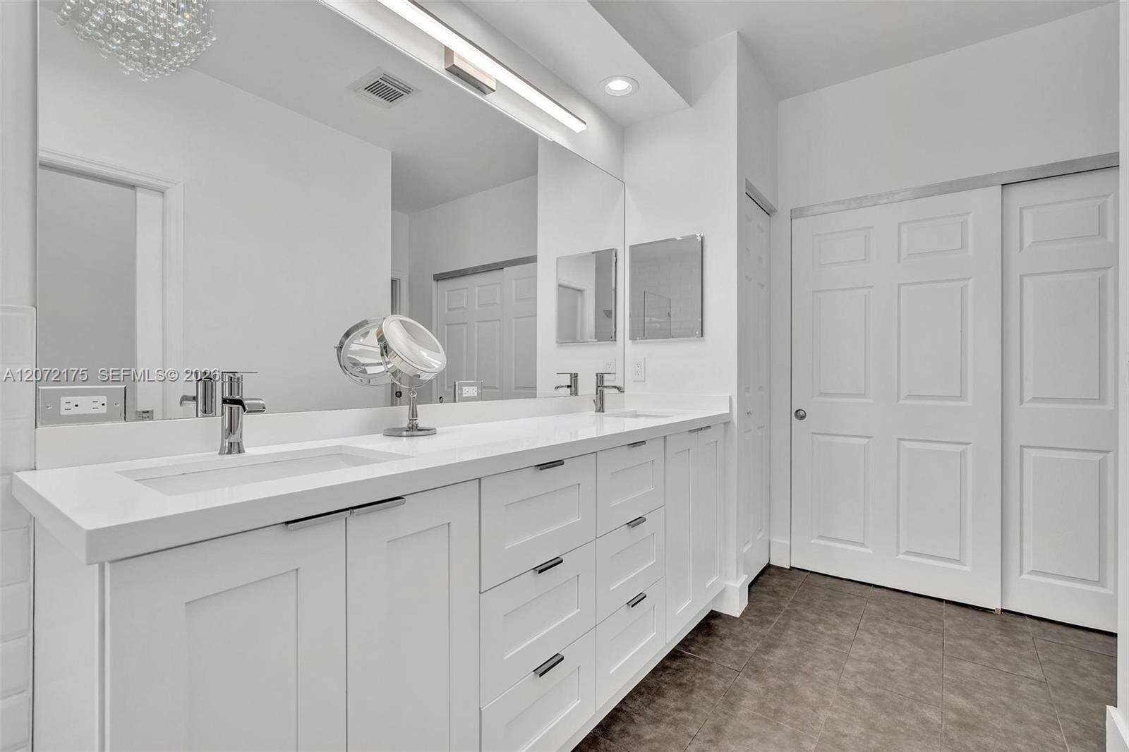 7654 21st Dr, Pembroke Pines, FL 33024 - For Sale photo 23