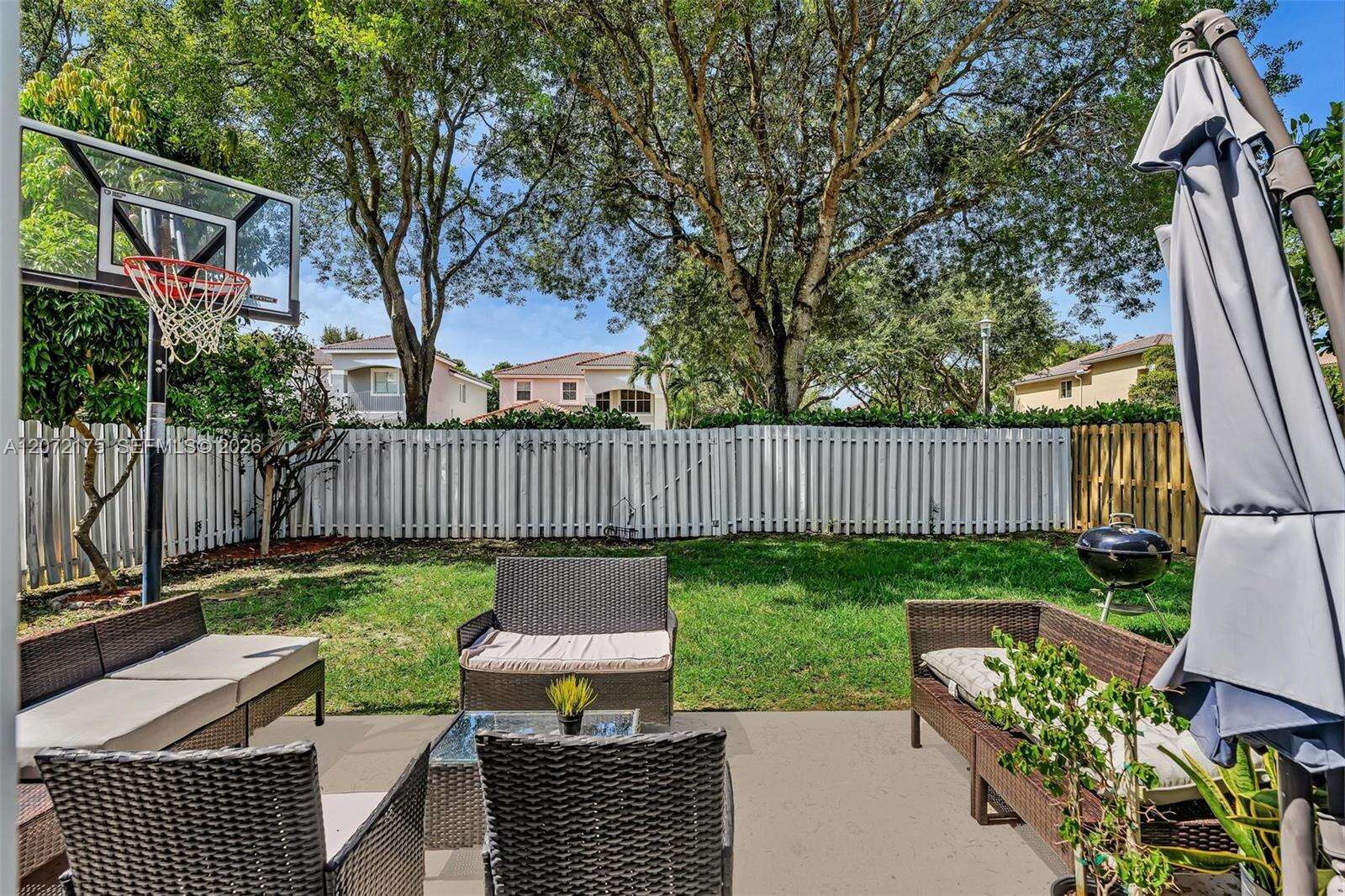 7654 21st Dr, Pembroke Pines, FL 33024 - For Sale photo 25
