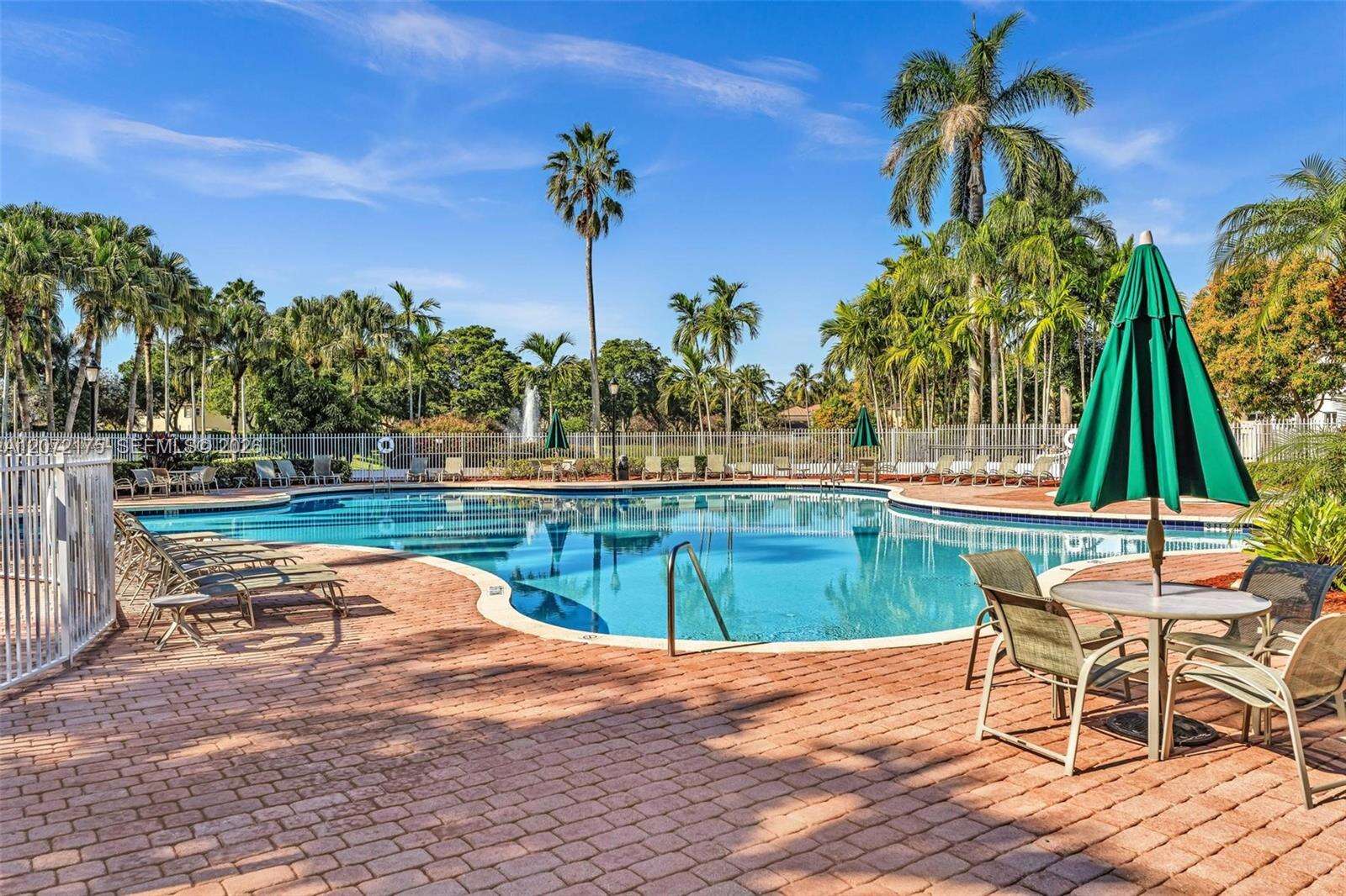 7654 21st Dr, Pembroke Pines, FL 33024 - For Sale photo 34