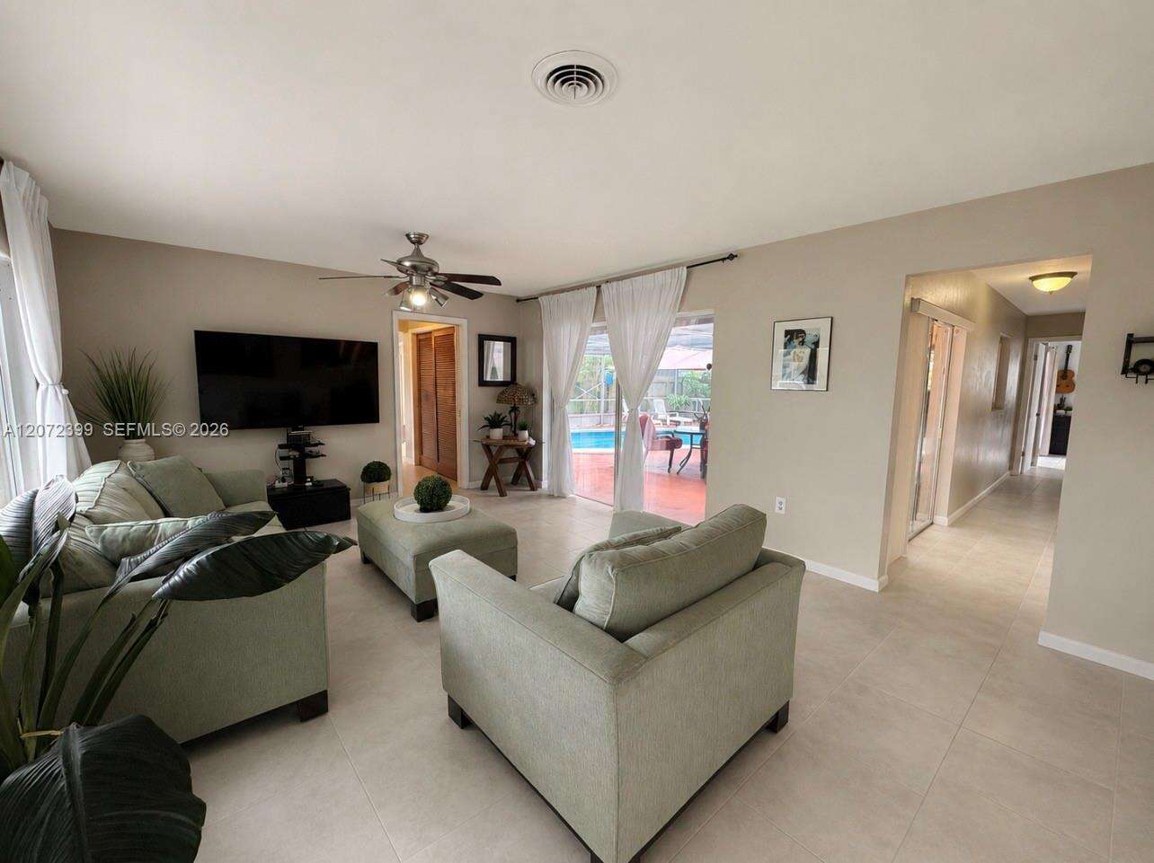 1812 45th Ave, Hollywood, FL 33021 - For Sale photo 3