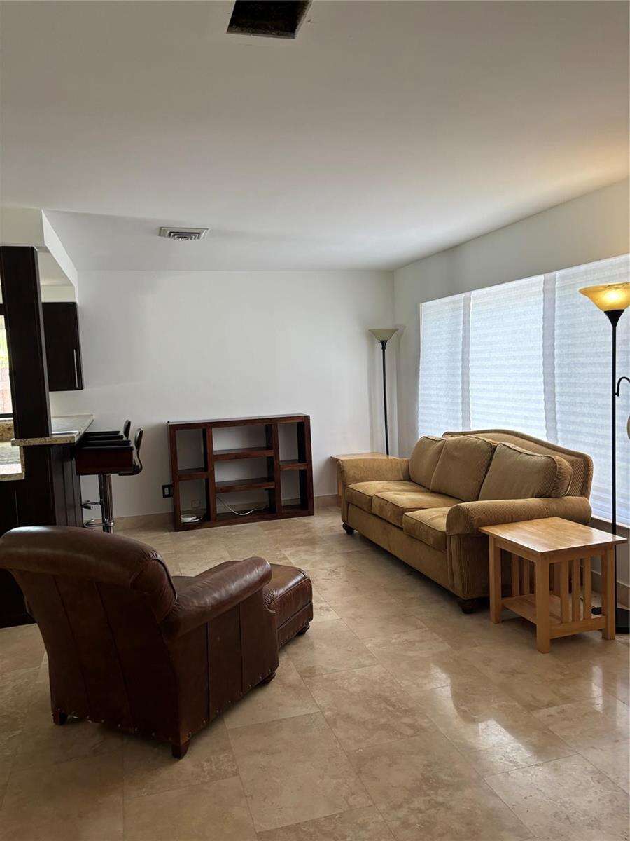 1126 Lincoln, Hollywood, FL 33019 - For Sale photo 2