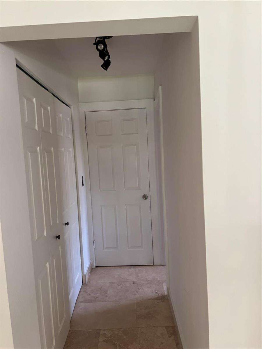 1126 Lincoln, Hollywood, FL 33019 - For Sale photo 19