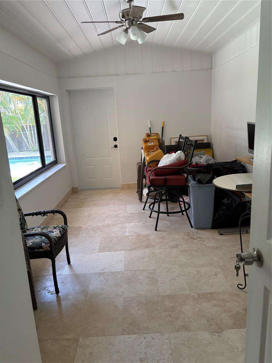 1126 Lincoln, Hollywood, FL 33019 - For Sale photo 27