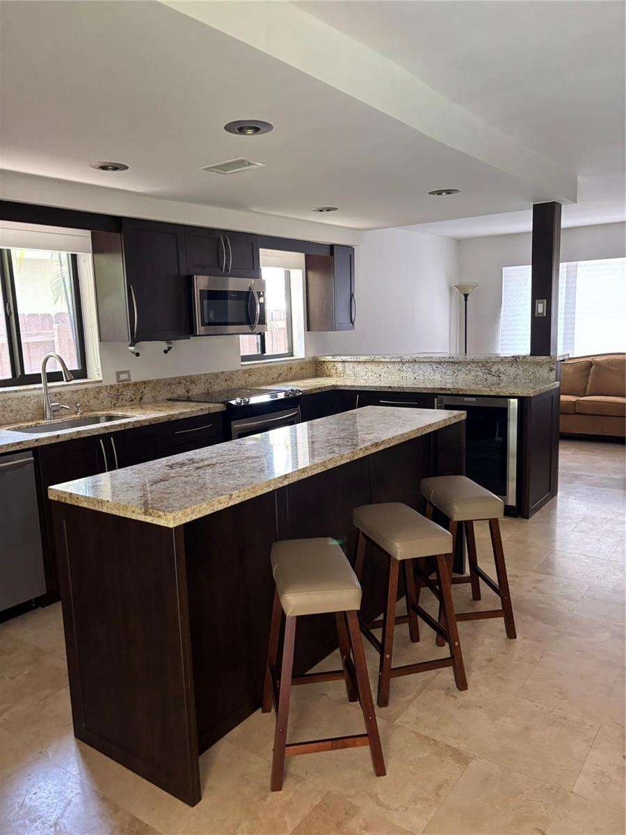 1126 Lincoln, Hollywood, FL 33019 - For Sale photo 7