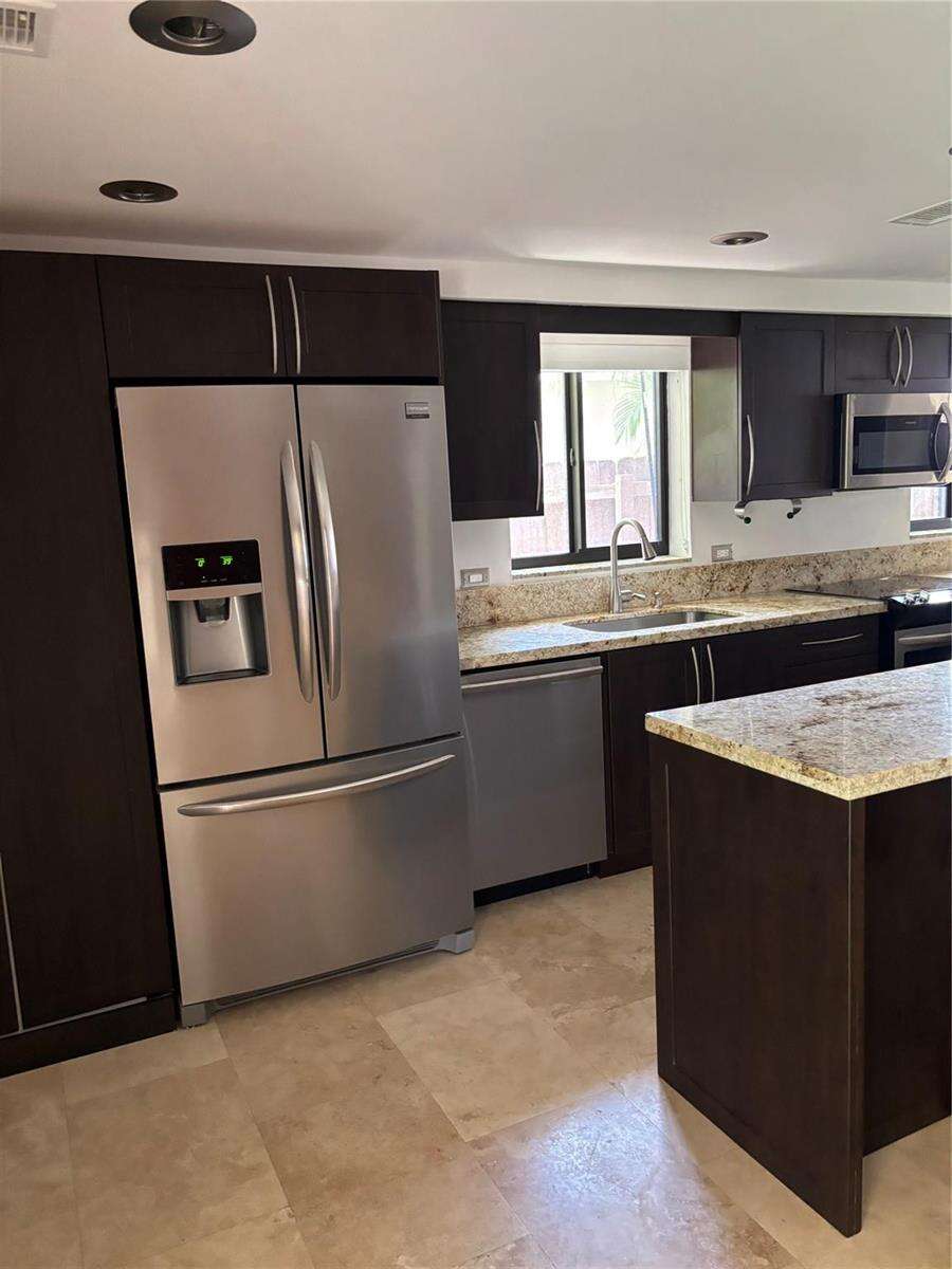 1126 Lincoln, Hollywood, FL 33019 - For Sale photo 9