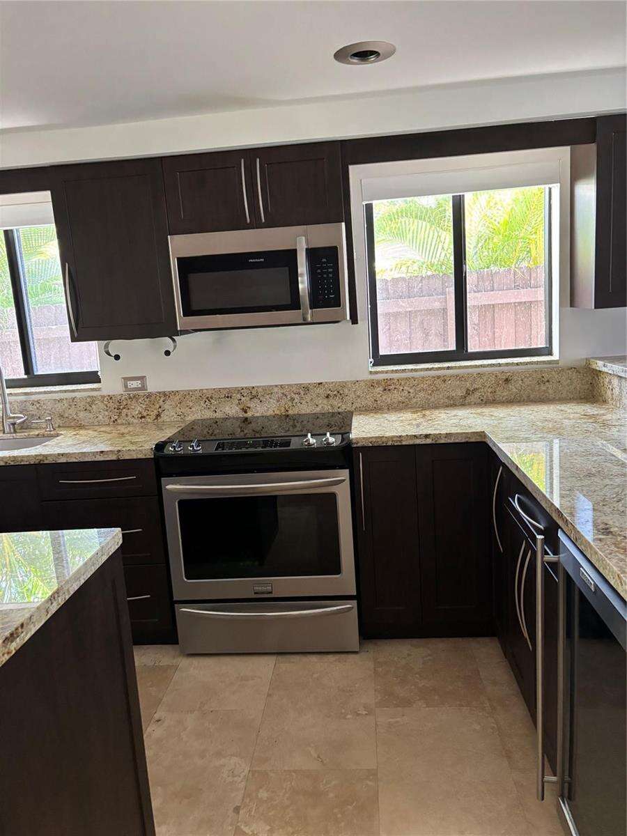 1126 Lincoln, Hollywood, FL 33019 - For Sale photo 10