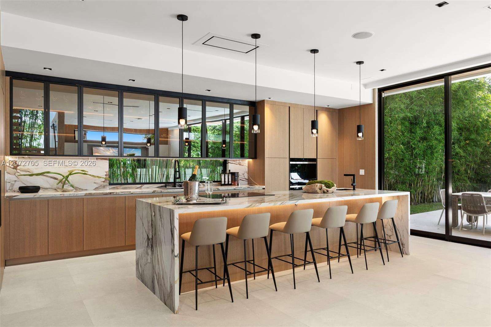 Miami Beach, FL 33141 - For Sale photo 11