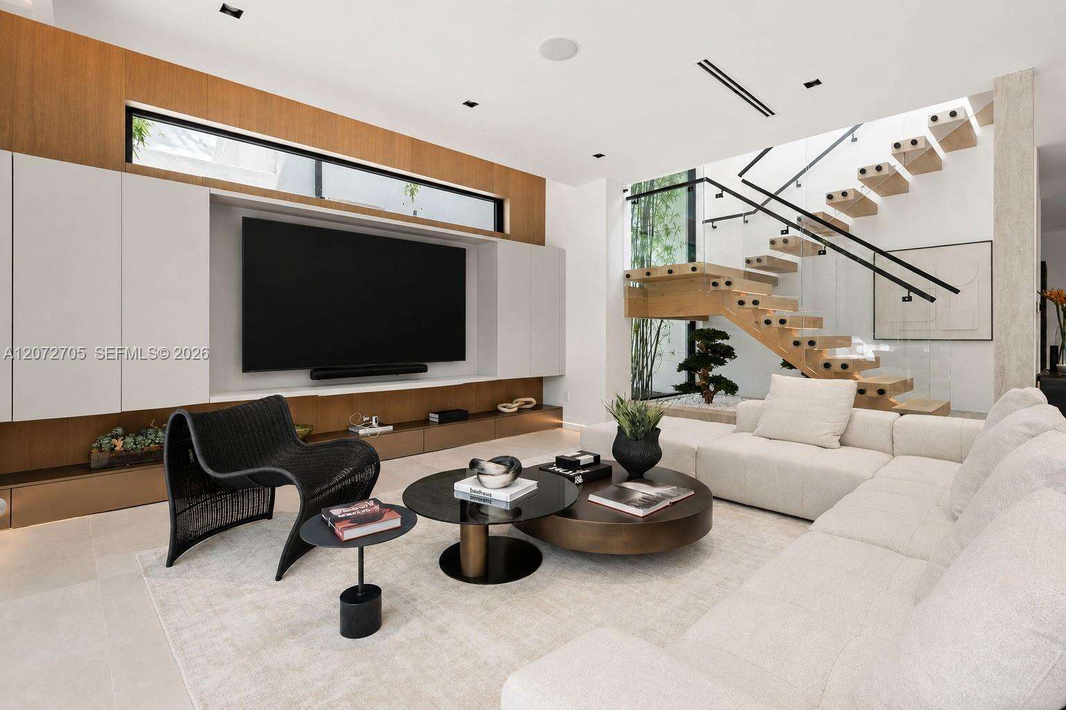 Miami Beach, FL 33141 - For Sale photo 12