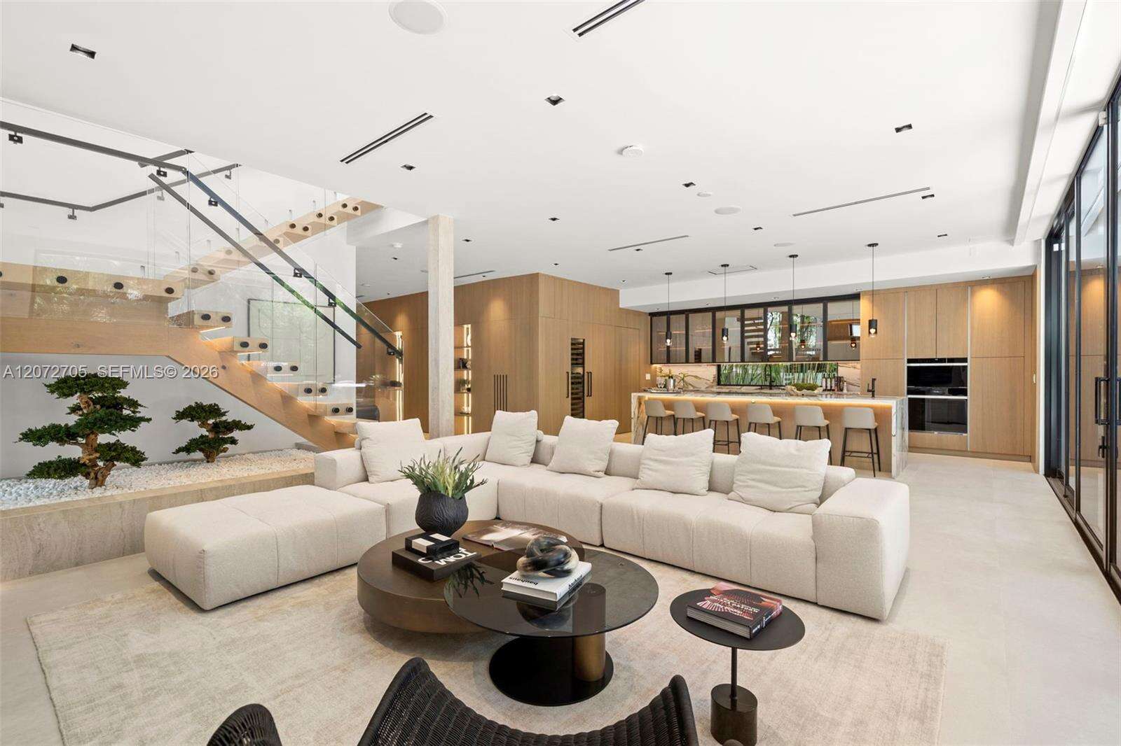 Miami Beach, FL 33141 - For Sale photo 13