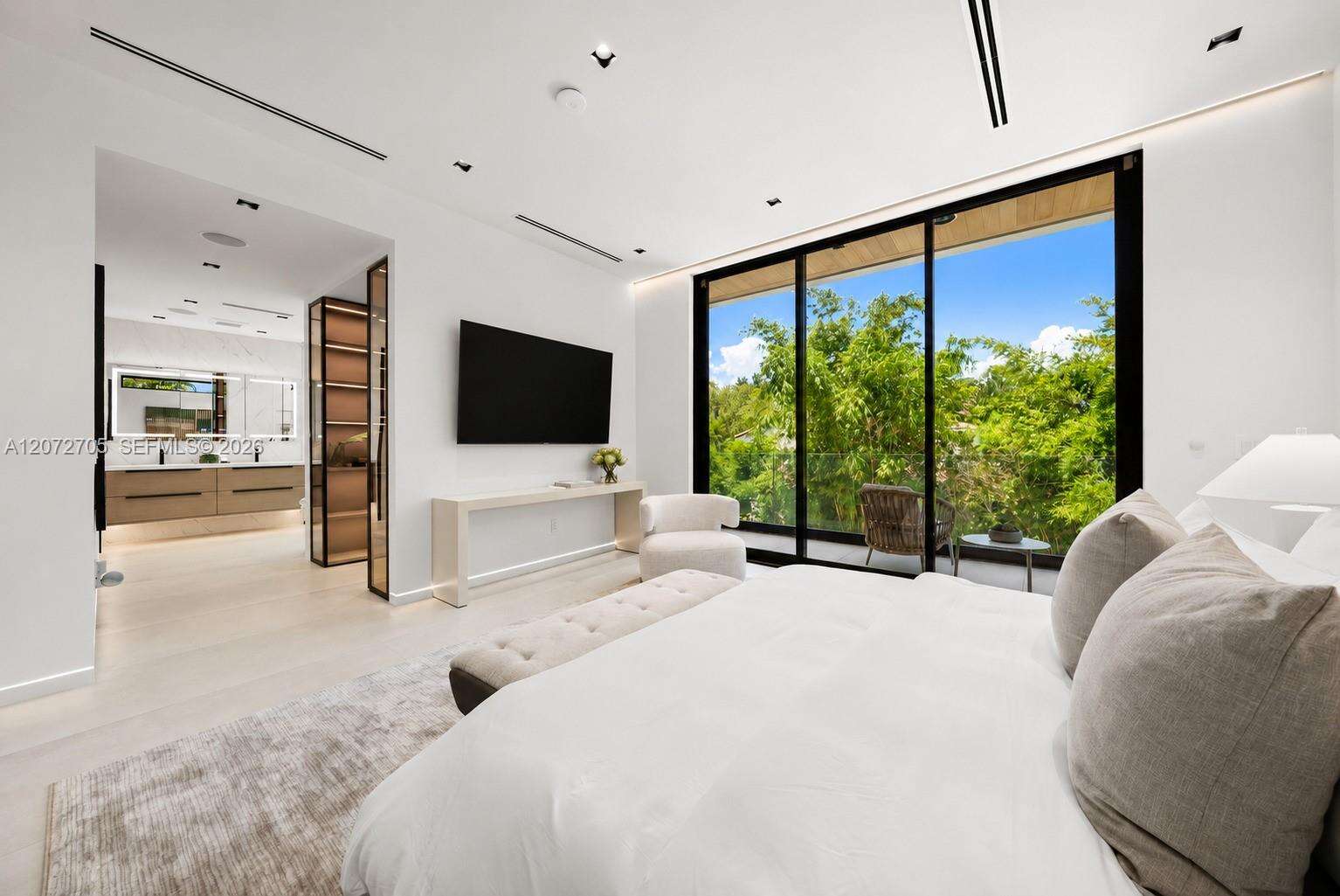 Miami Beach, FL 33141 - For Sale photo 30