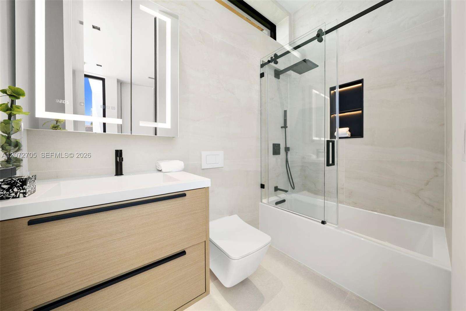 Miami Beach, FL 33141 - For Sale photo 36