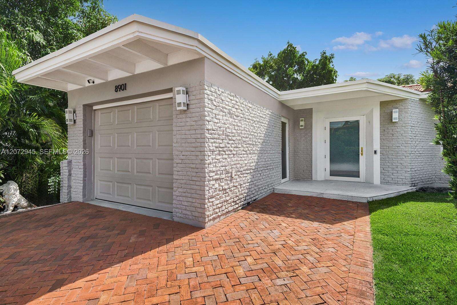 8901 Hawthorne Ave, Surfside, FL 33154 - For Sale photo 9