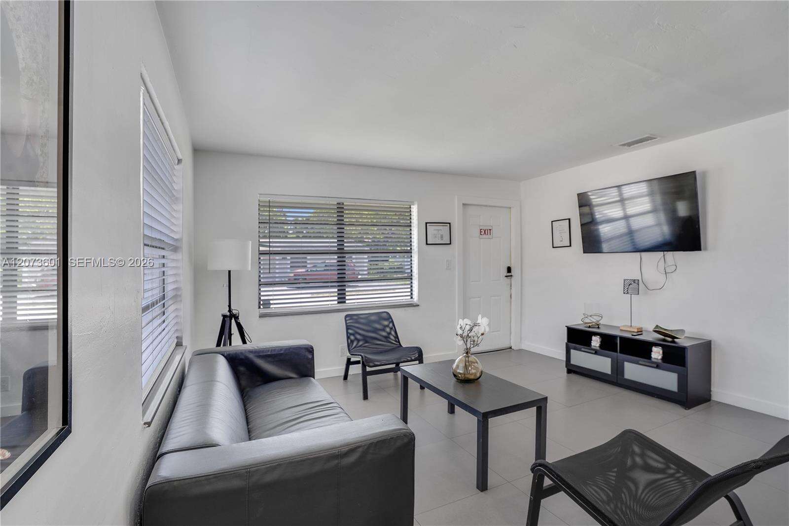 1610 24th Ct, Hollywood, FL 33020 - For Sale photo 11