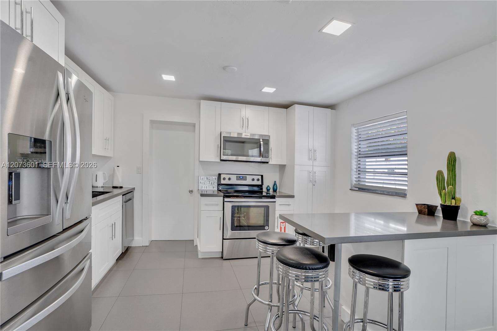 1610 24th Ct, Hollywood, FL 33020 - For Sale photo 13