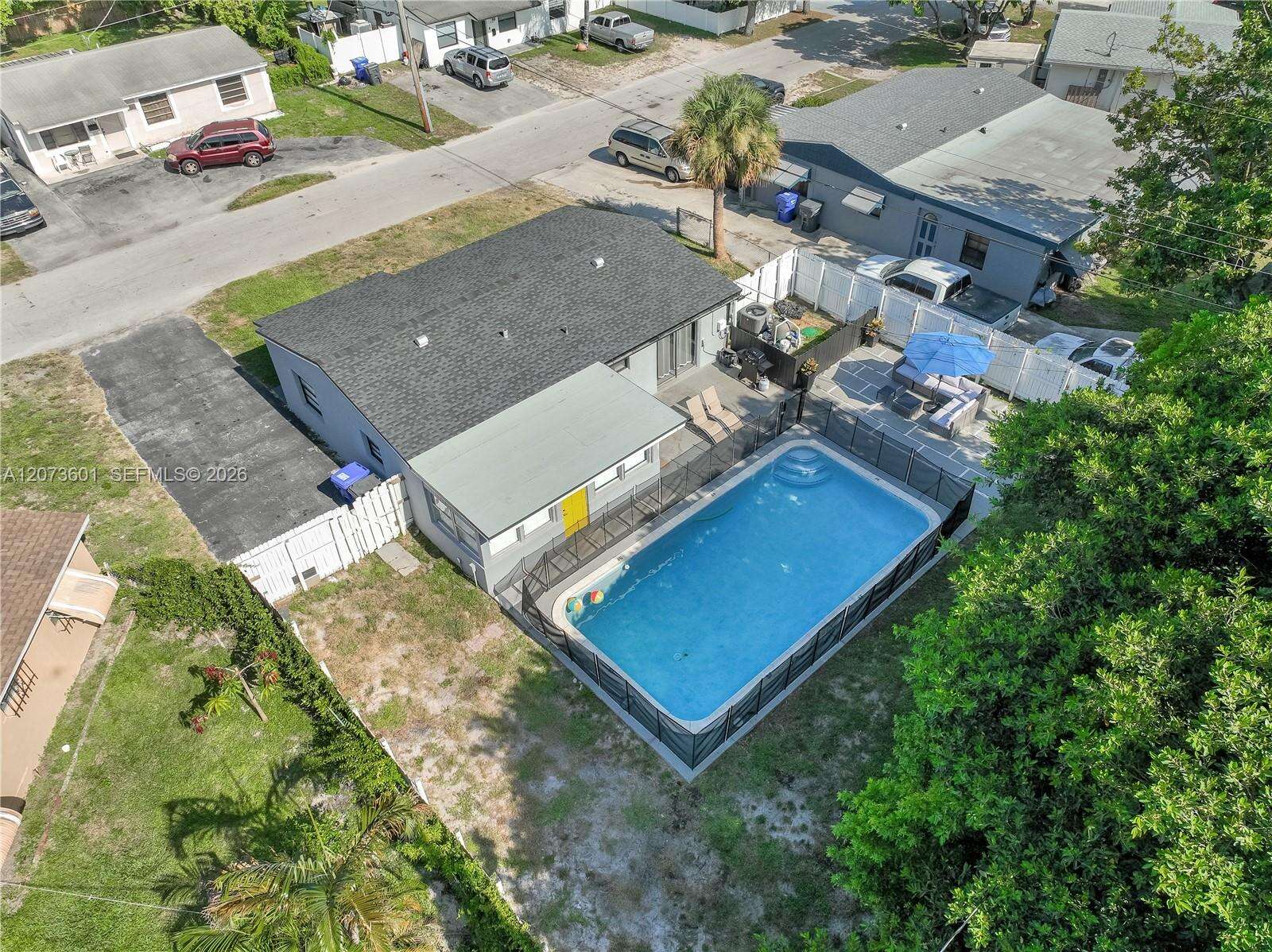 1610 24th Ct, Hollywood, FL 33020 - For Sale photo 7