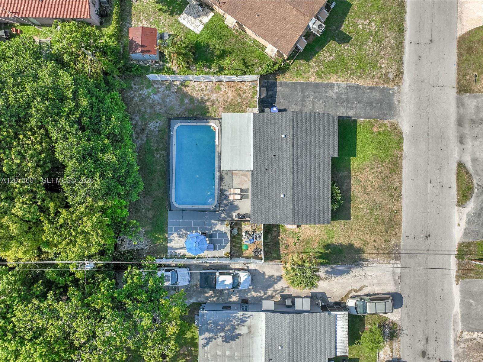 1610 24th Ct, Hollywood, FL 33020 - For Sale photo 8