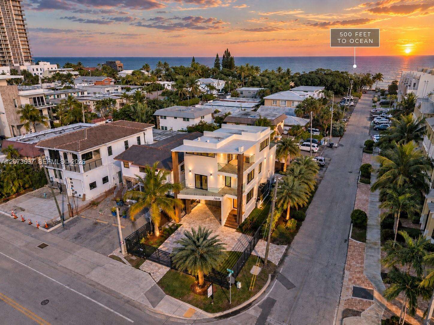 5601 Ocean Dr, Hollywood, FL 33019 - For Sale photo 3