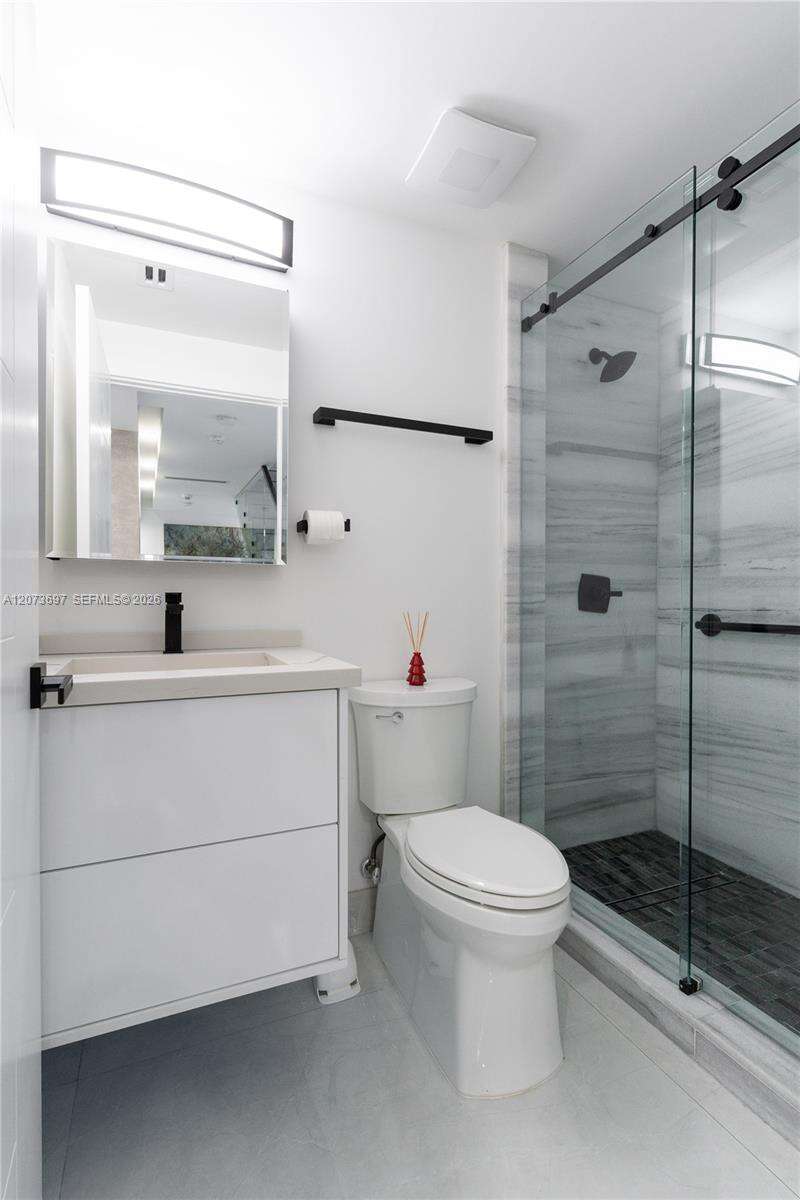 5601 Ocean Dr, Hollywood, FL 33019 - For Sale photo 21
