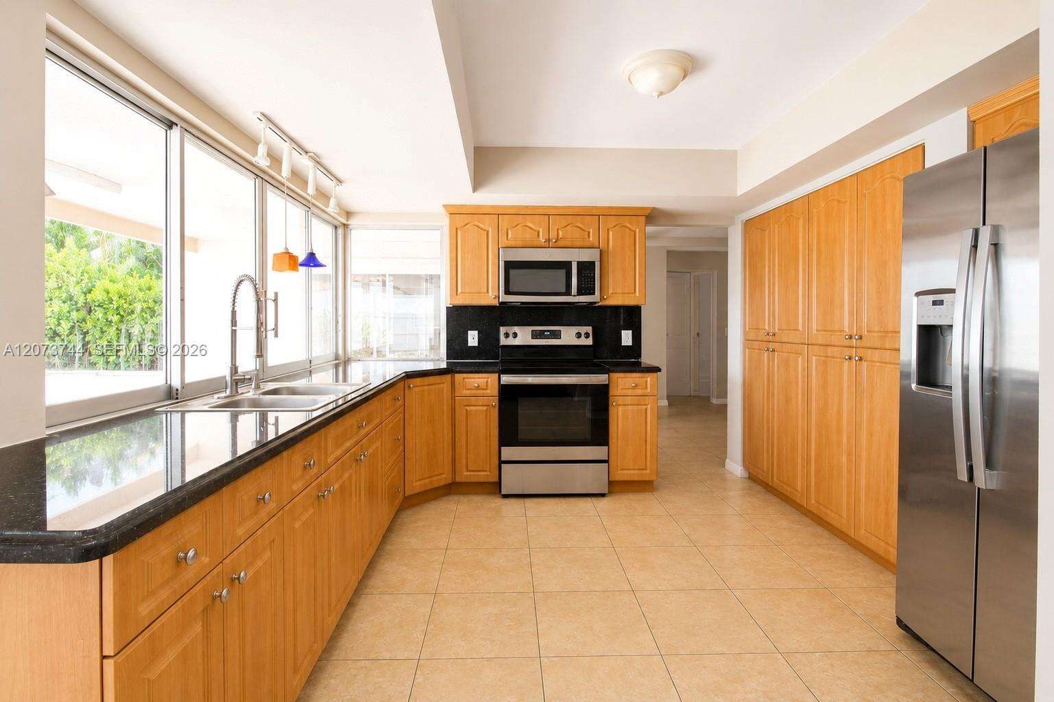 1060 Douglas Rd, Pembroke Pines, FL 33024 - For Sale photo 19
