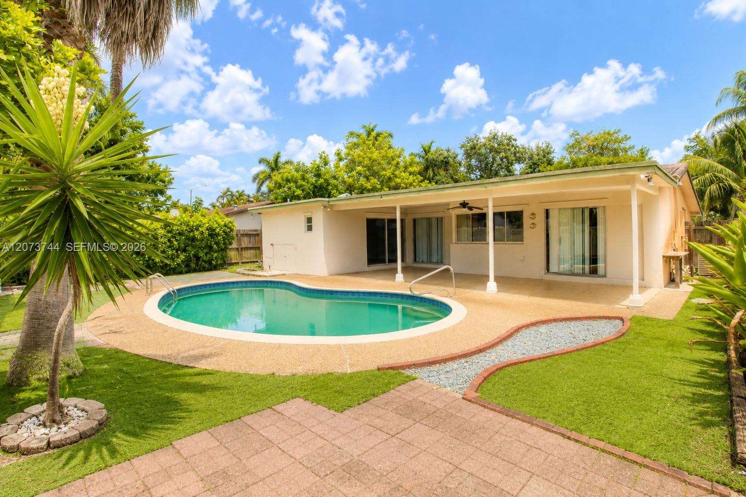 1060 Douglas Rd, Pembroke Pines, FL 33024 - For Sale photo 25