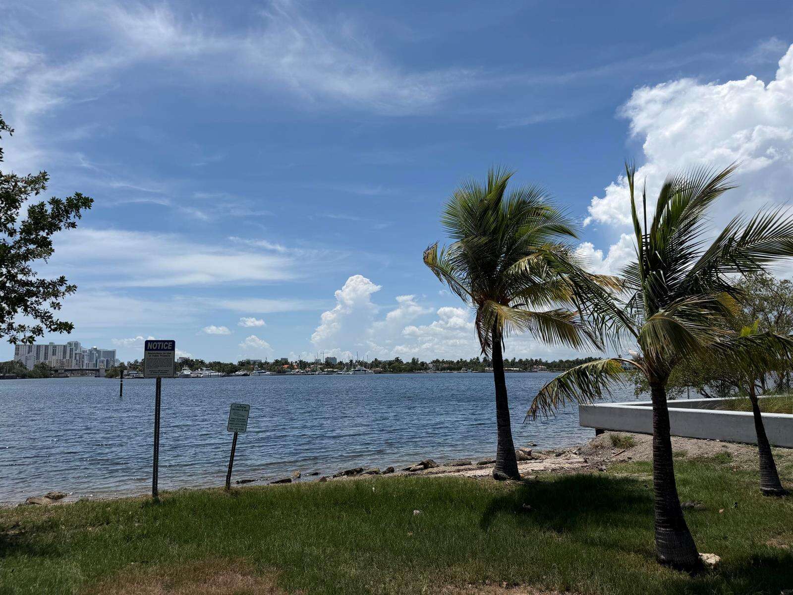924 Johnson, Hollywood, FL 33019 - For Sale photo 16