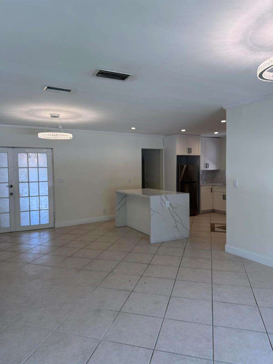 924 Johnson, Hollywood, FL 33019 - For Sale photo 25