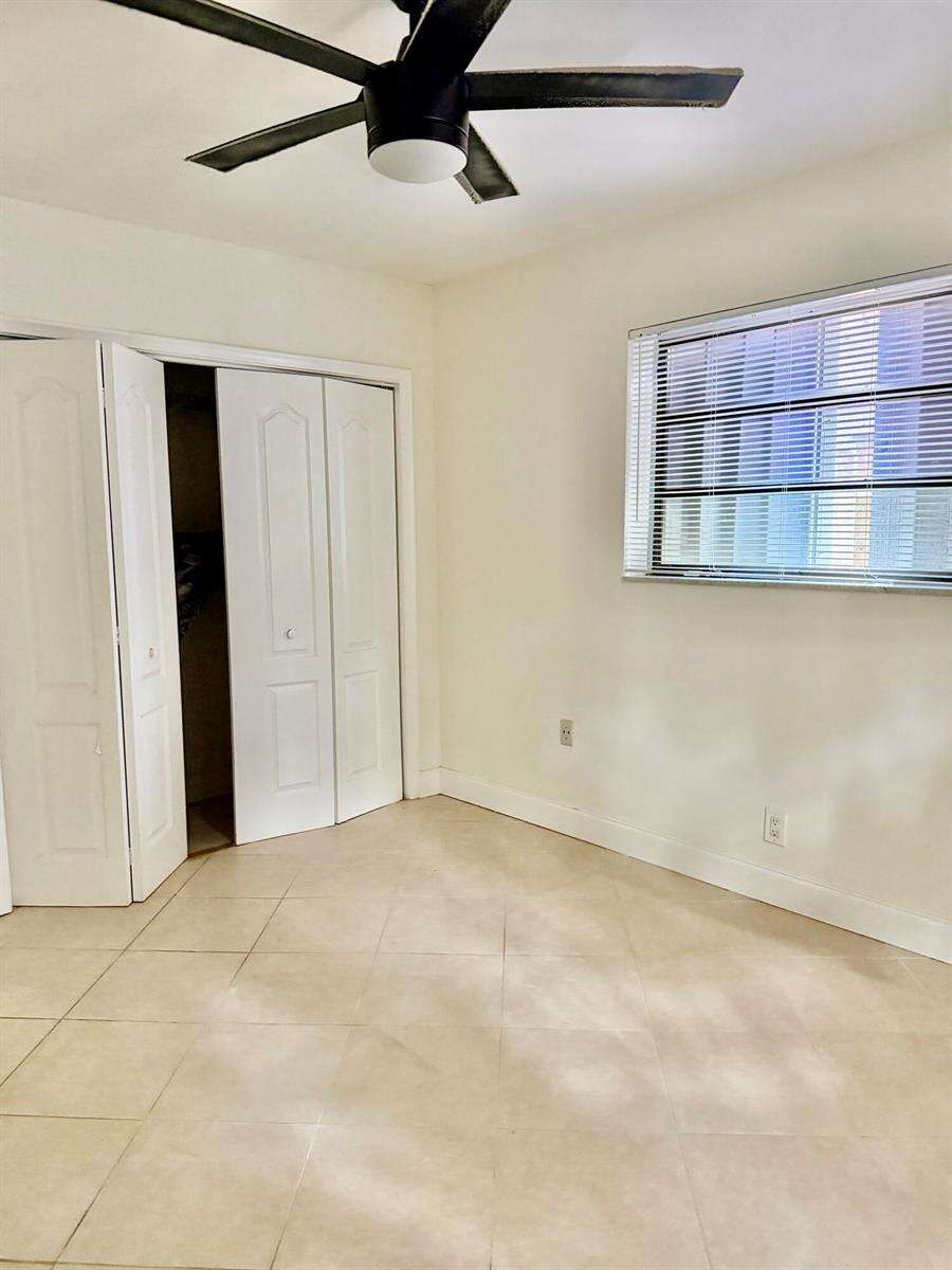 924 Johnson, Hollywood, FL 33019 - For Sale photo 34