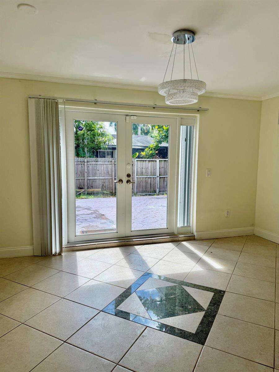 924 Johnson, Hollywood, FL 33019 - For Sale photo 42