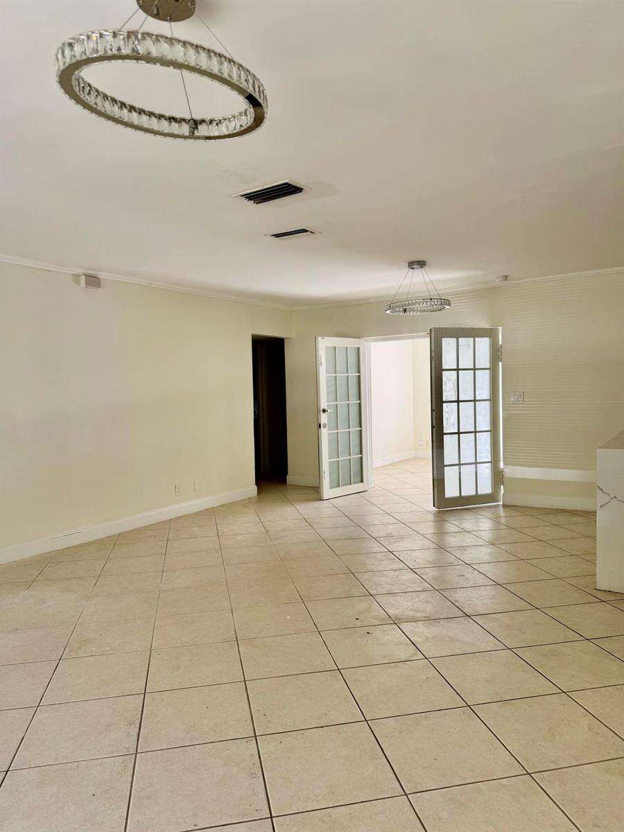 924 Johnson, Hollywood, FL 33019 - For Sale photo 44