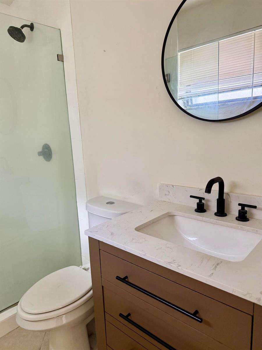 924 Johnson, Hollywood, FL 33019 - For Sale photo 48