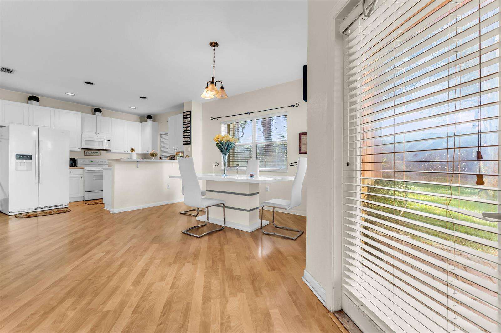 7538 17th, Pembroke Pines, FL 33024 - For Sale photo 17