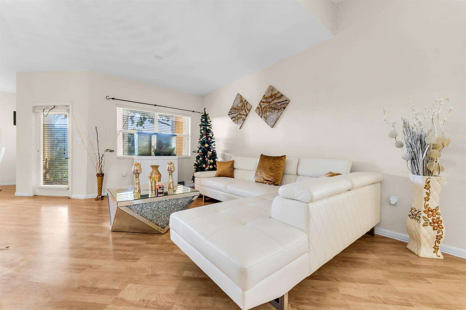 7538 17th, Pembroke Pines, FL 33024 - For Sale photo 31