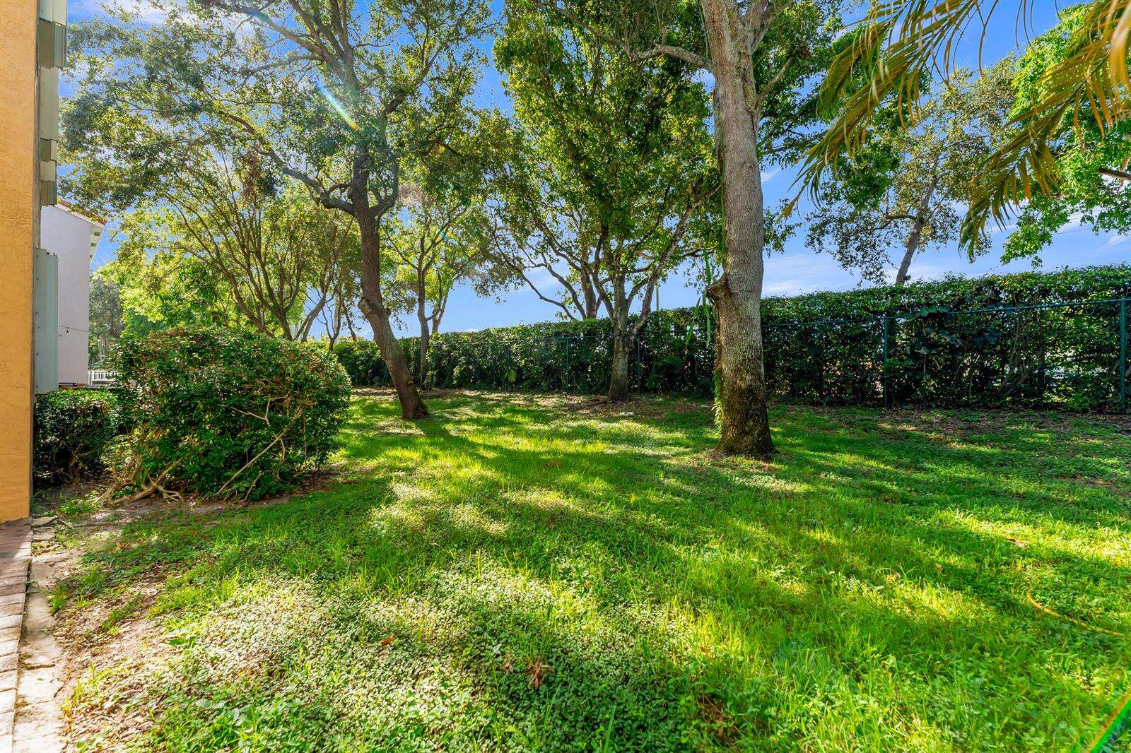 7538 17th, Pembroke Pines, FL 33024 - For Sale photo 34