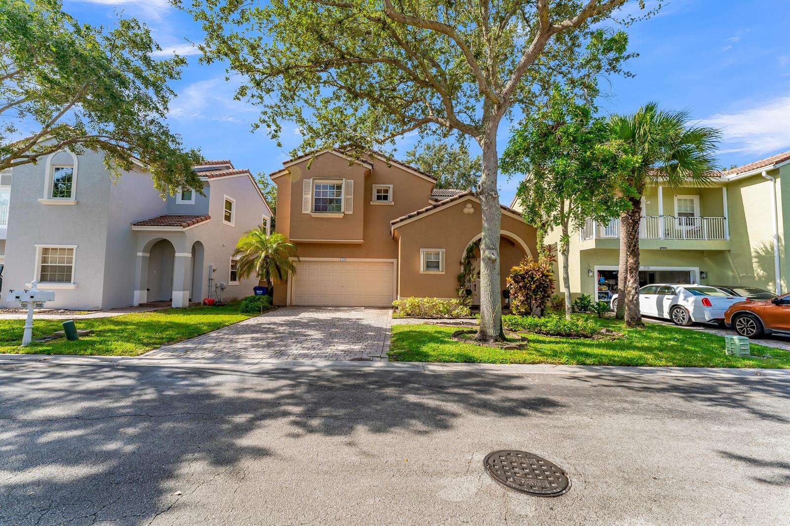 7538 17th, Pembroke Pines, FL 33024 - For Sale photo 5