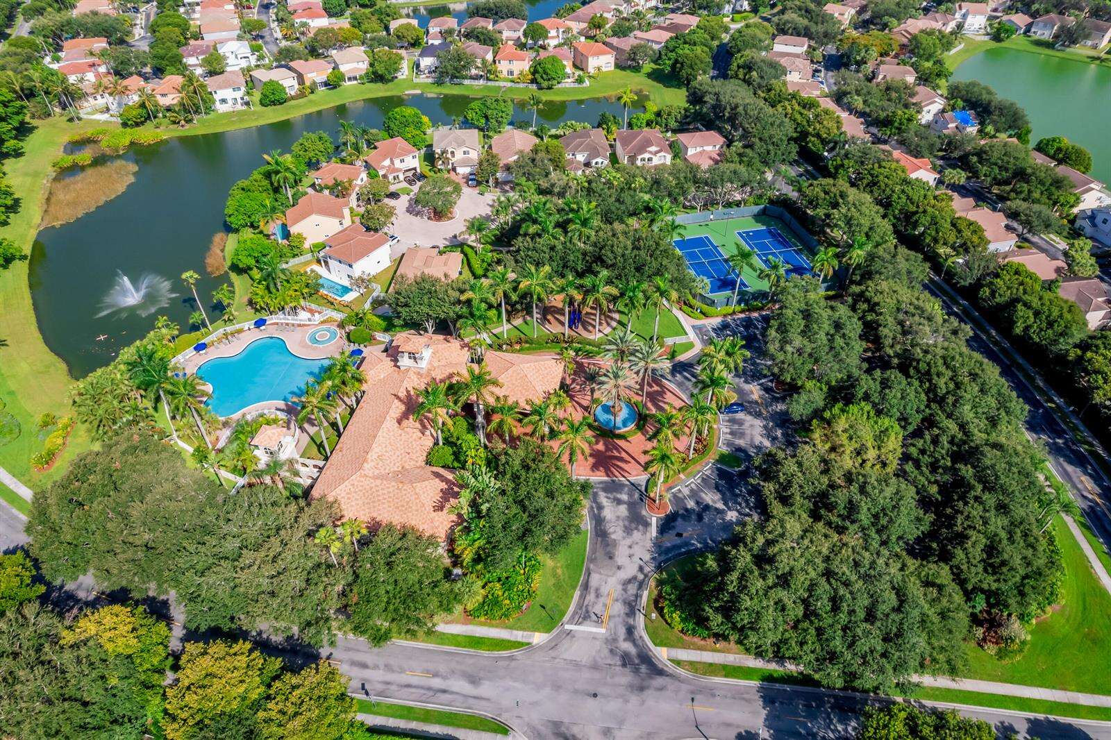 7538 17th, Pembroke Pines, FL 33024 - For Sale photo 44