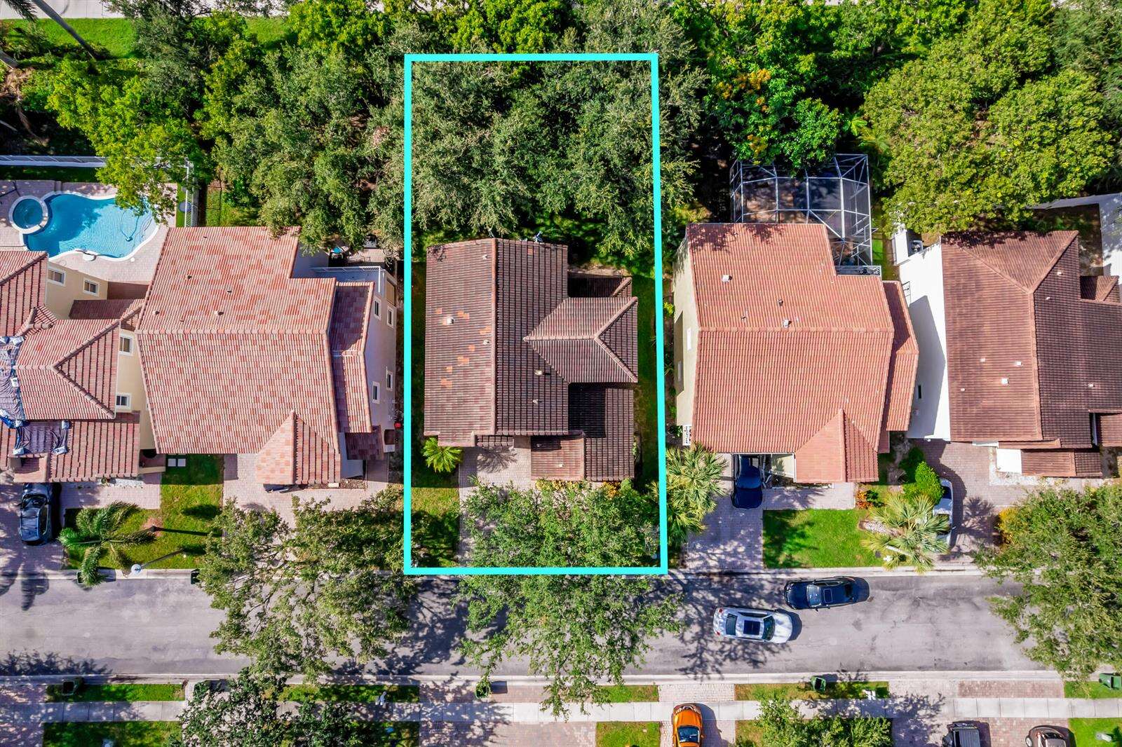 7538 17th, Pembroke Pines, FL 33024 - For Sale photo 46