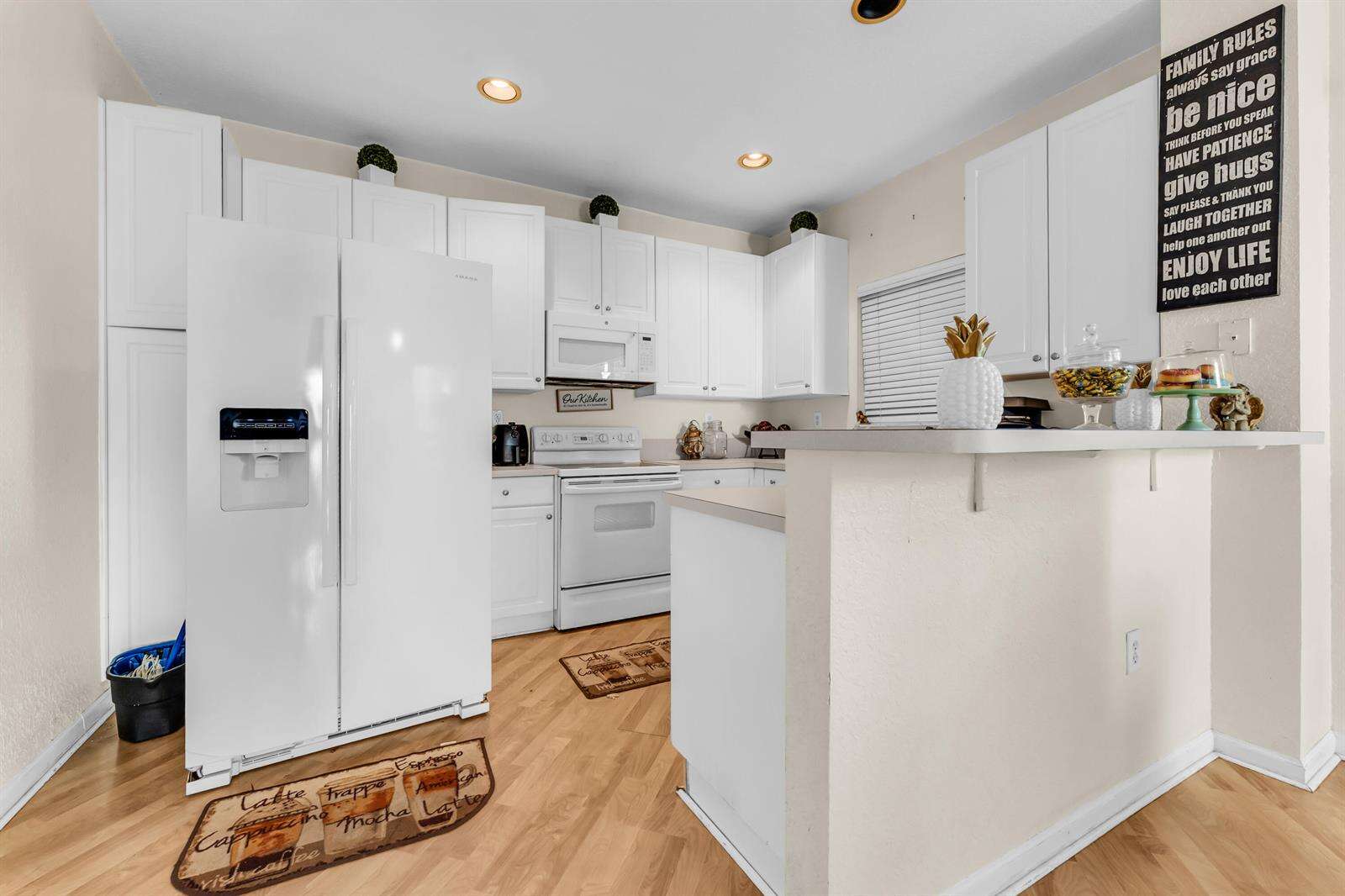 7538 17th, Pembroke Pines, FL 33024 - For Sale photo 7