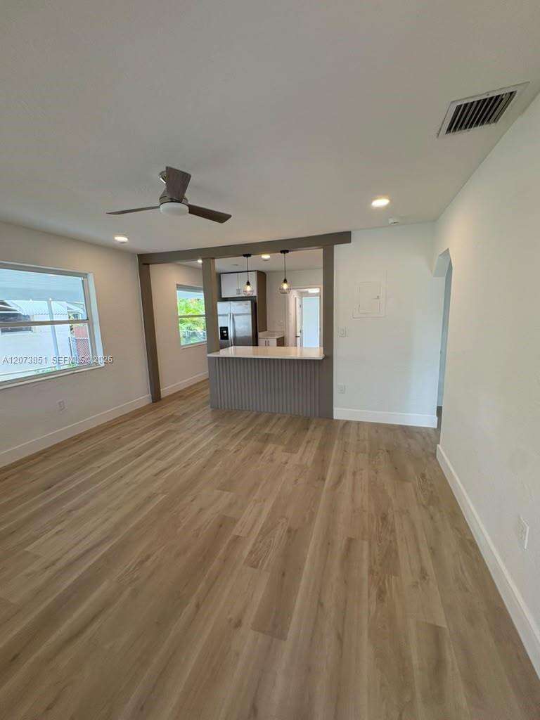 825 28th Ave, Hollywood, FL 33020 - For Sale photo 2