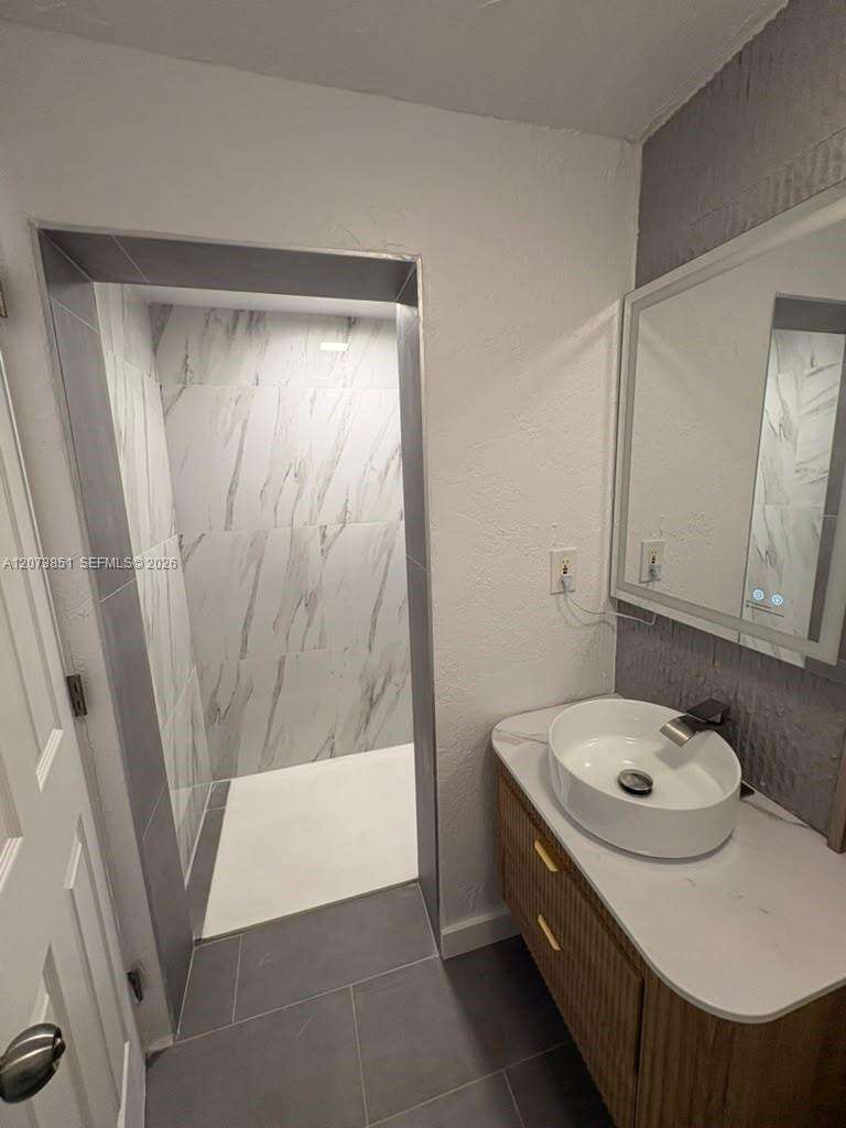 825 28th Ave, Hollywood, FL 33020 - For Sale photo 23