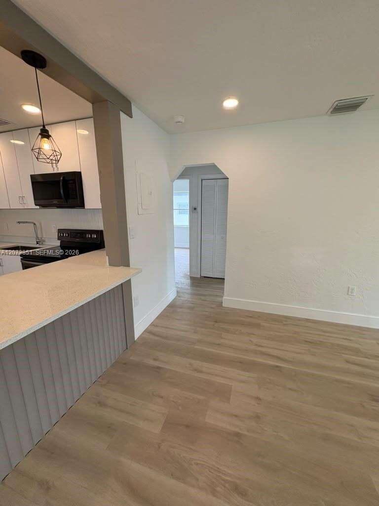 825 28th Ave, Hollywood, FL 33020 - For Sale photo 9