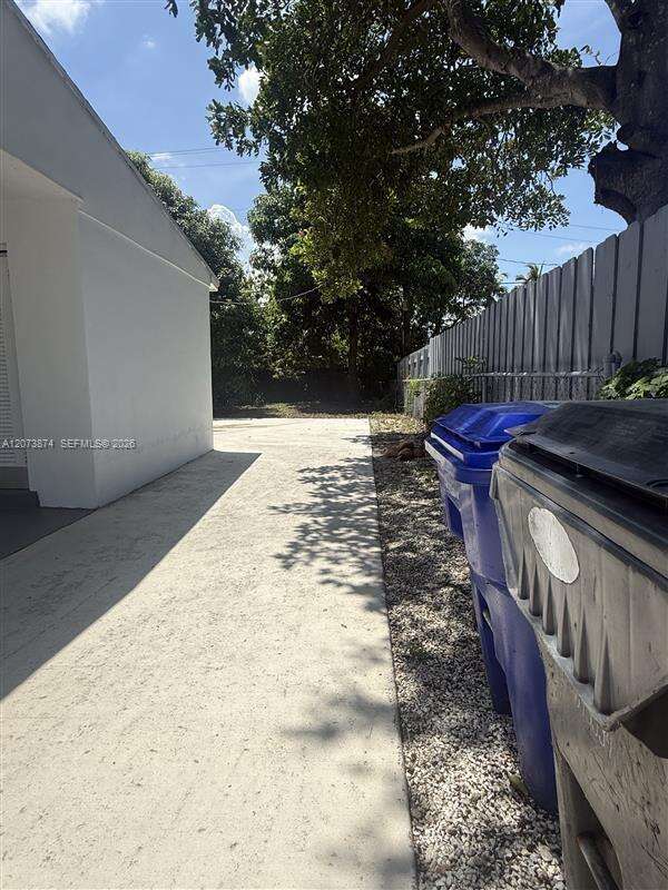 7170 Custer St, Hollywood, FL 33024 - For Sale photo 8
