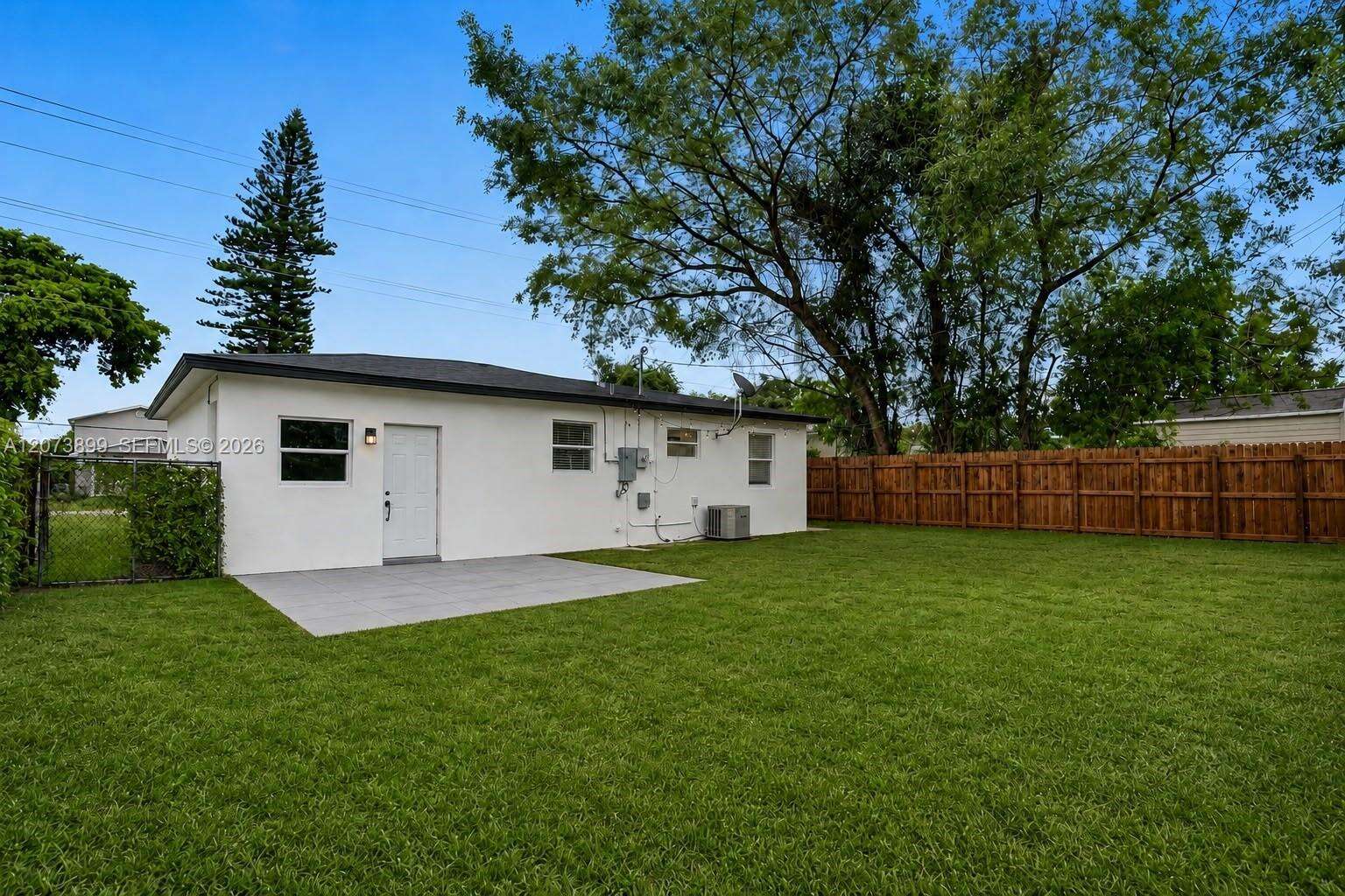 510 24th Ave, Hollywood, FL 33020 - For Sale photo 10