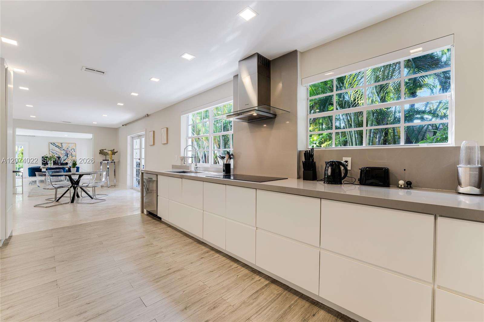 140 Hibiscus Dr, Miami Beach, FL 33139 - For Sale photo 14