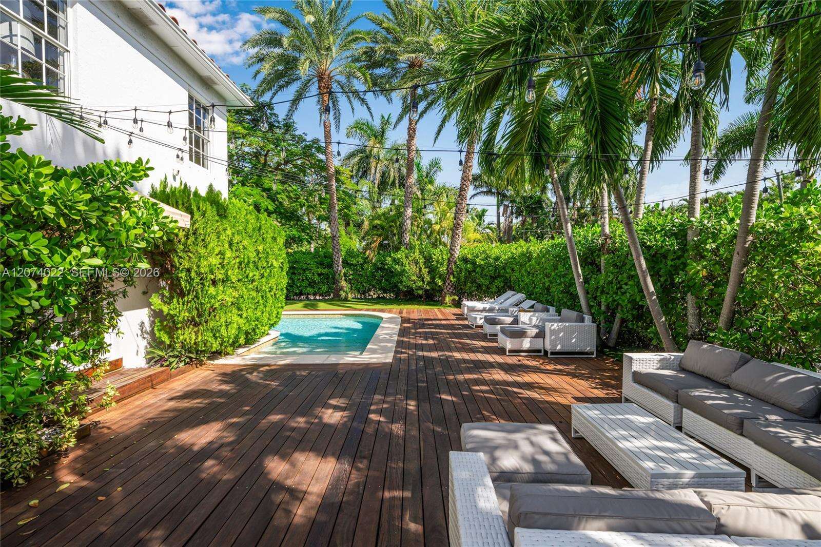 140 Hibiscus Dr, Miami Beach, FL 33139 - For Sale photo 6